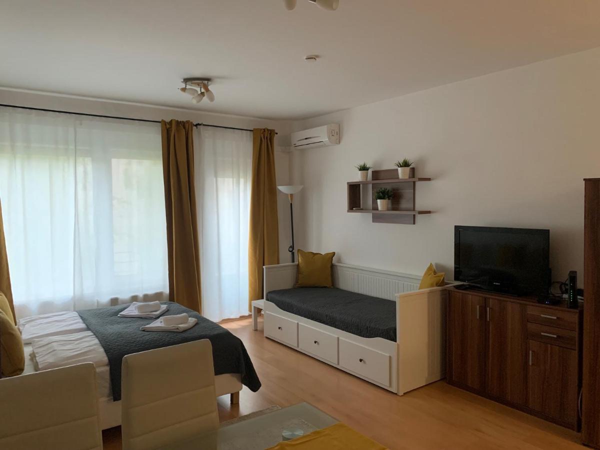 Corvin Fontana Apartment Budapest Eksteriør bilde