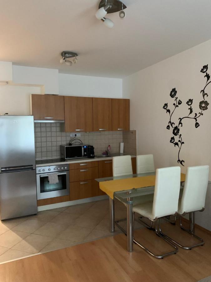 Corvin Fontana Apartment Budapest Eksteriør bilde